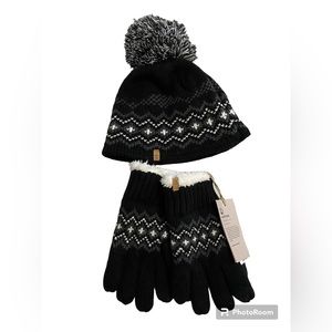 NWT Timberlands hat and gloves